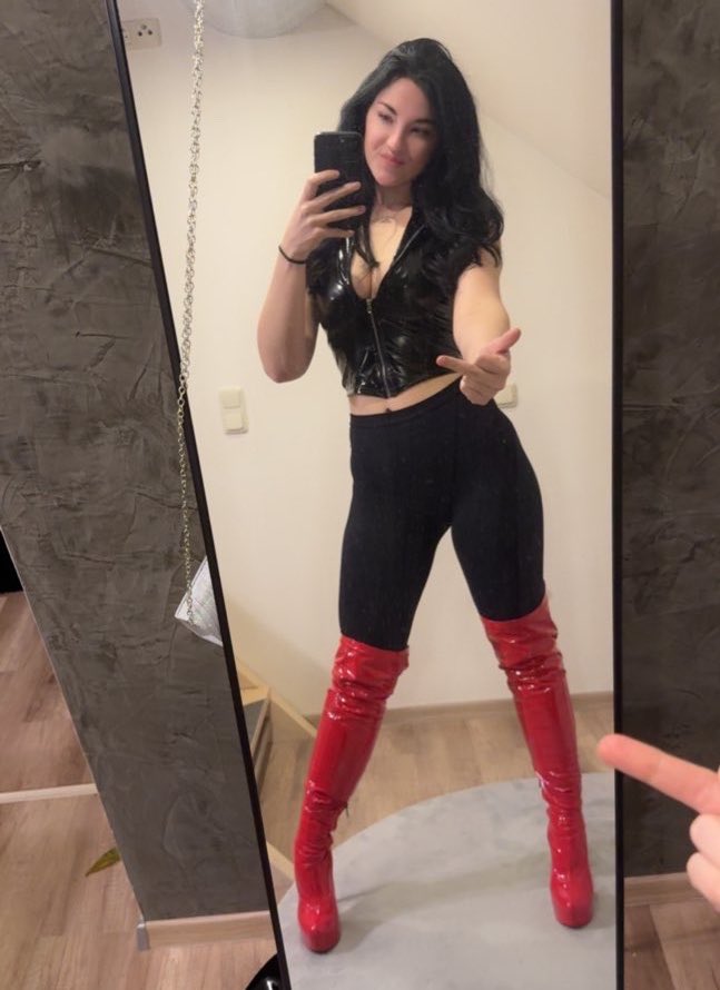 🔥Göttin Sophia 🔥 tweet media