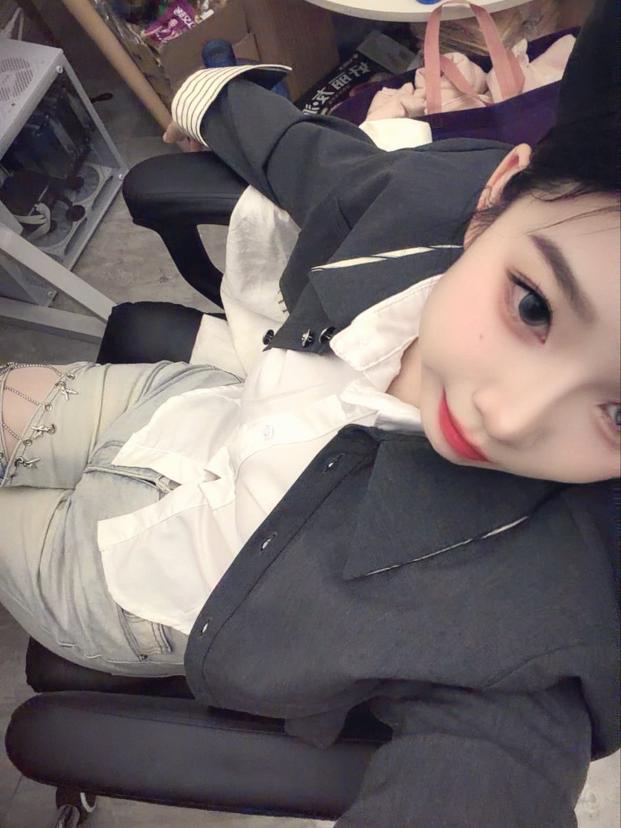 凝凝大人sss tweet media