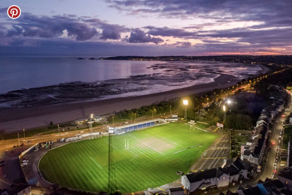 illhavetheduck's tweet photo. @ospreys 23 years ago, told to pair up with an old foe and become a region. It was tough, we made it work.
Oh boy did we make it work,more than anybody else. 
Titles, players, lions, grand slams. We contributed.
Now. We stand on the brink of disappearing, because we did all that https://t.co/Vg0zyB8rgW