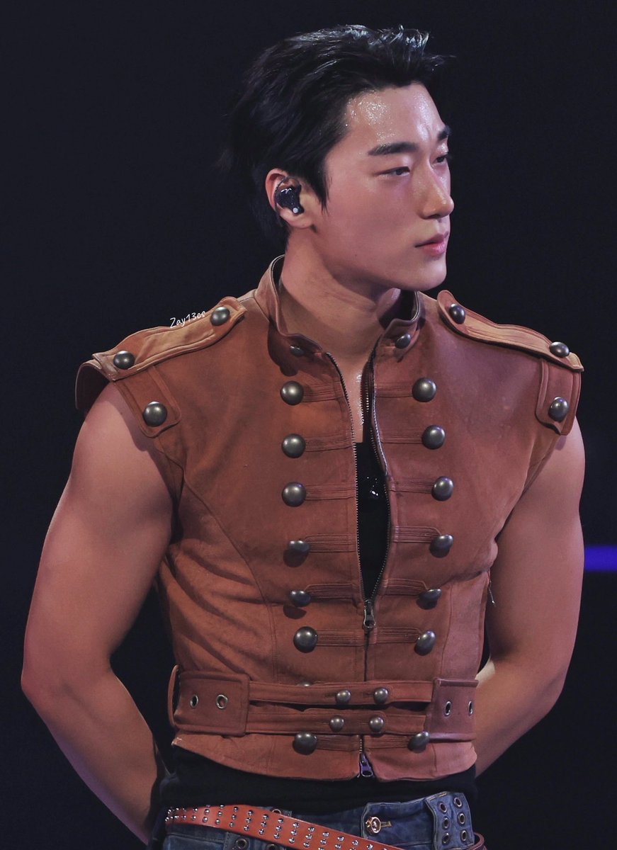 tin ⋆⟡ tweet media