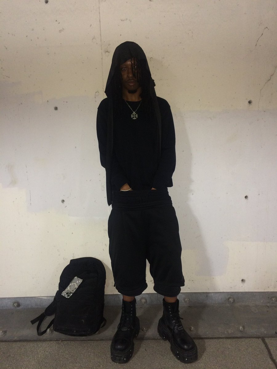 kontrabana's tweet image. 