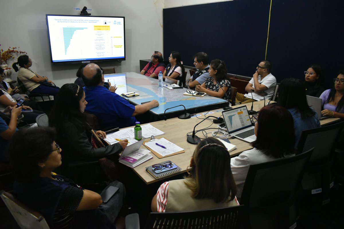 𝐏𝐎𝐑 𝐔𝐍𝐀 𝐑𝐄𝐆𝐈𝐎́𝐍 𝐏𝐑𝐄𝐕𝐄𝐍𝐈𝐃𝐀 𝐀𝐍𝐓𝐄𝐒 𝐋𝐀𝐒 𝐄𝐍𝐅𝐄𝐑𝐌𝐄𝐃𝐀𝐃𝐄𝐒
Se realizó la IV reunión del Comité de Inteligencia Sanitaria (CRIS), donde se trató sobre la vigilancia epidemiológica del sarampión y las alertas emitidas por la <a href="/OPSOMSPeru/">OPS/OMS Perú</a>