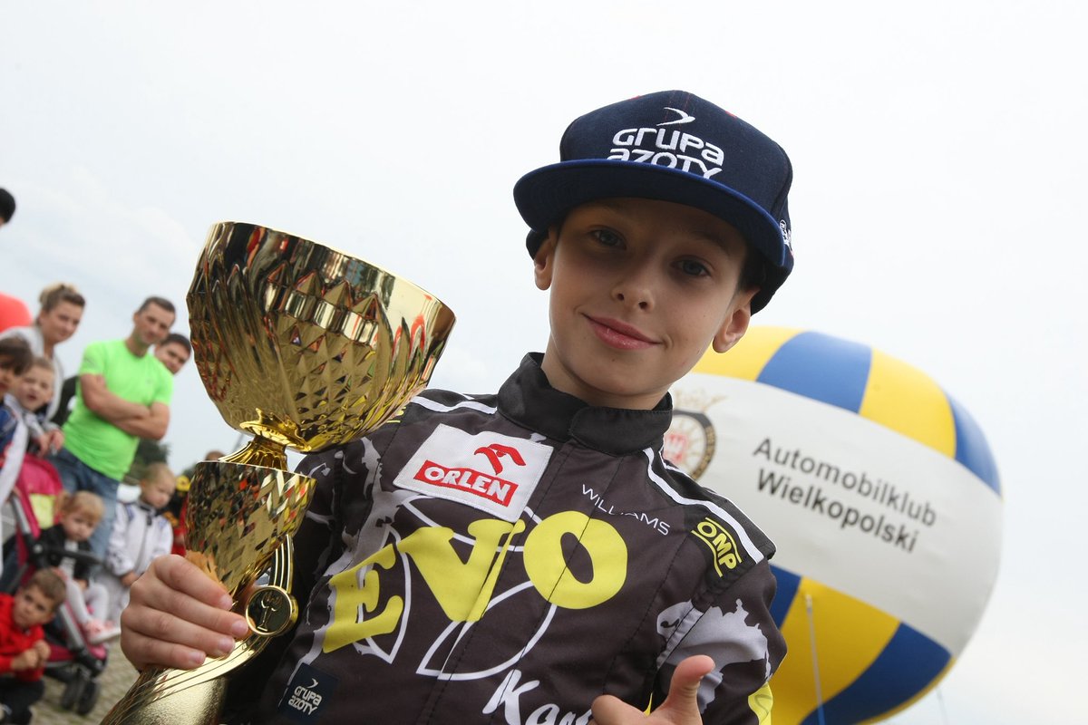 Tor Poznań został zamknięty ❌ Co dalej z polskim motorsportem? 

😤 Z niedowierzaniem czytam dzisiejsze informacje na temat zamknięcia jedynego homologowanego przez FIA obiektu w Polsce, czyli Toru Poznań.

😢 To dla mnie wyjątkowo bolesne, bo nie tylko stawiałem tam swoje