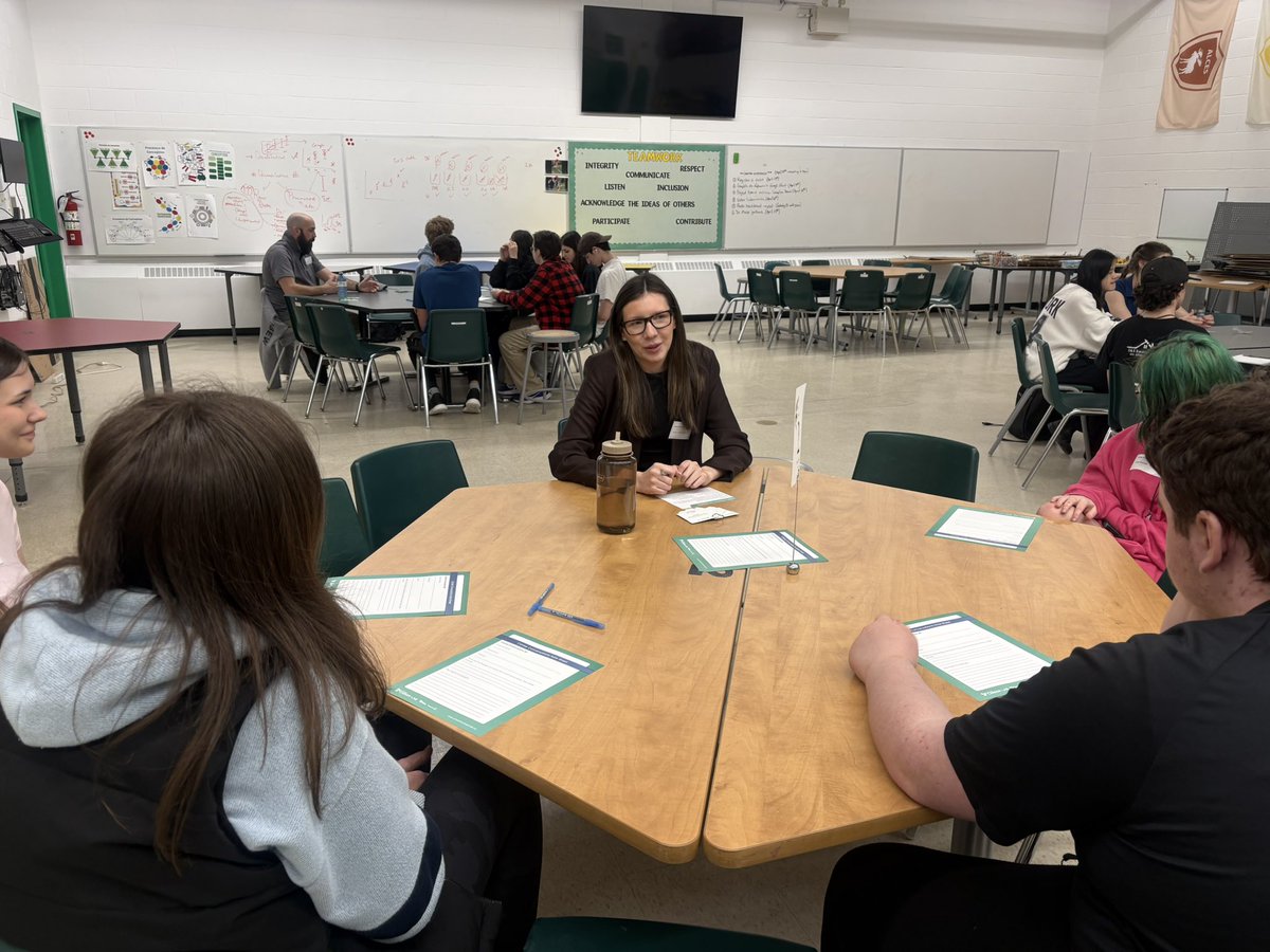 Lockerby Composite School tweet media