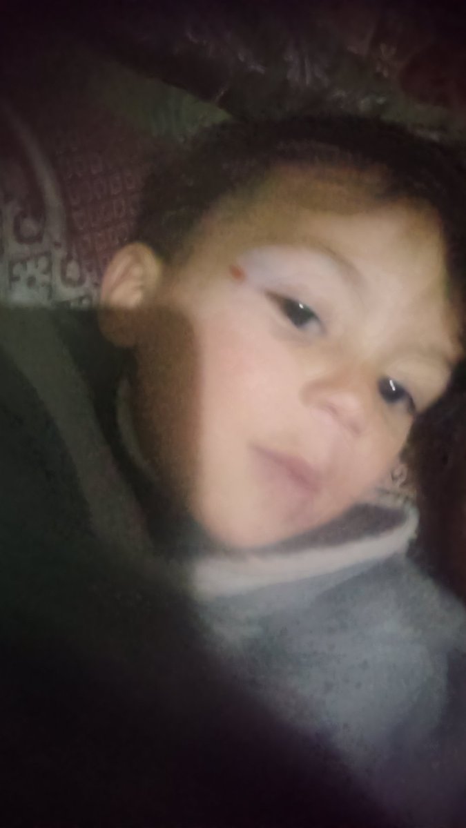 doaamostaf22's tweet photo. Pray for my family Breaking the silence, don't ignore us, brother. Save our lives before it's too late
https://t.co/VDsS9DnKlL https://t.co/iYfr6yHK4n