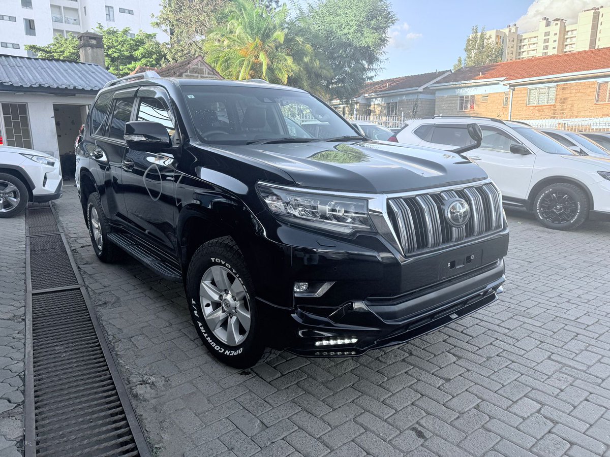 Sigra Motors tweet media