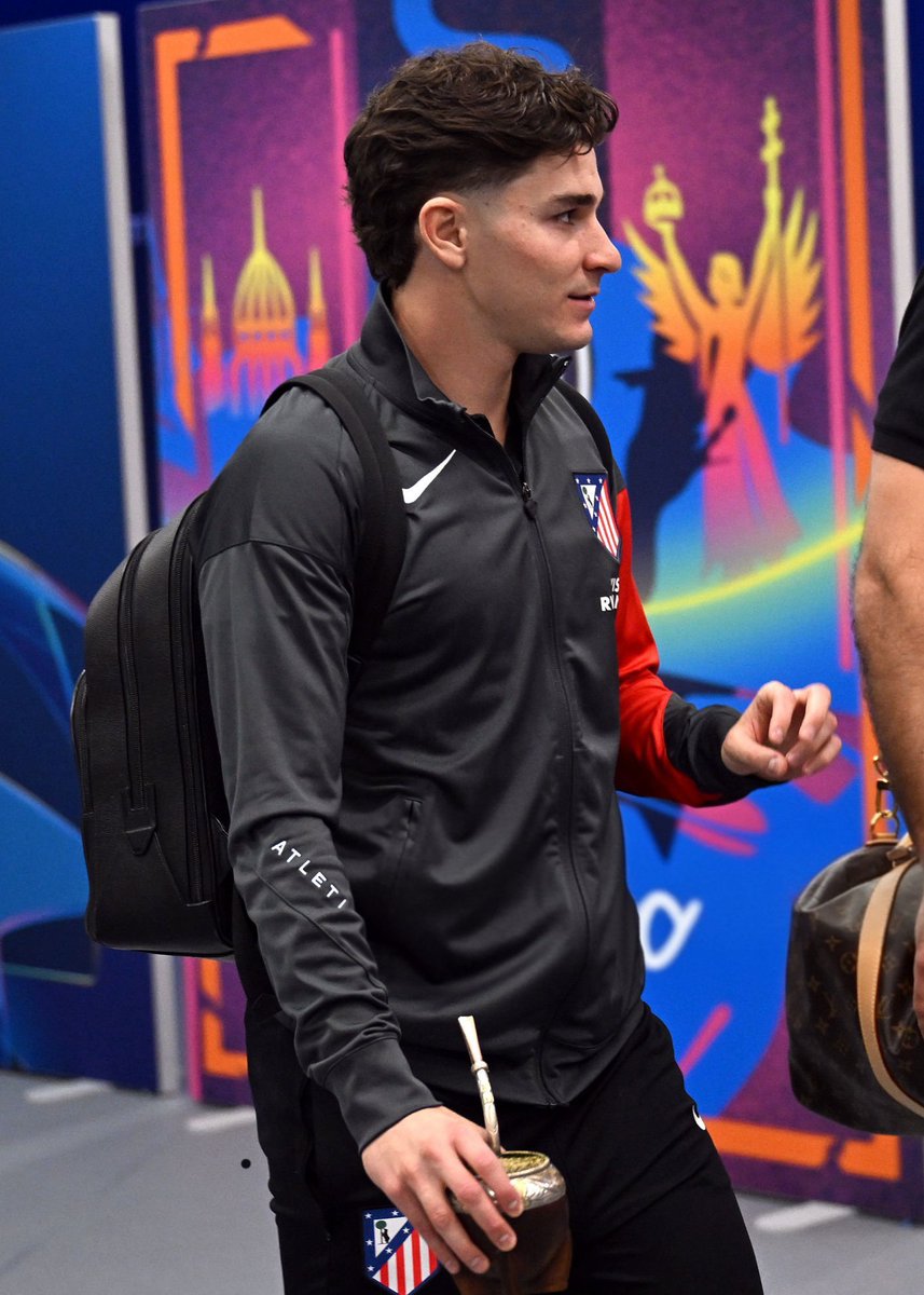 lo lindo que sos julián 🤍