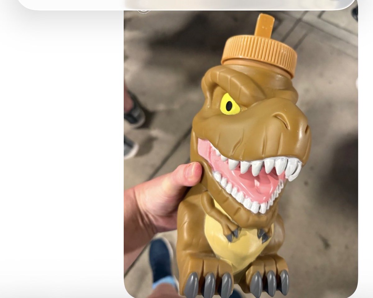 Christa🍻 tweet media