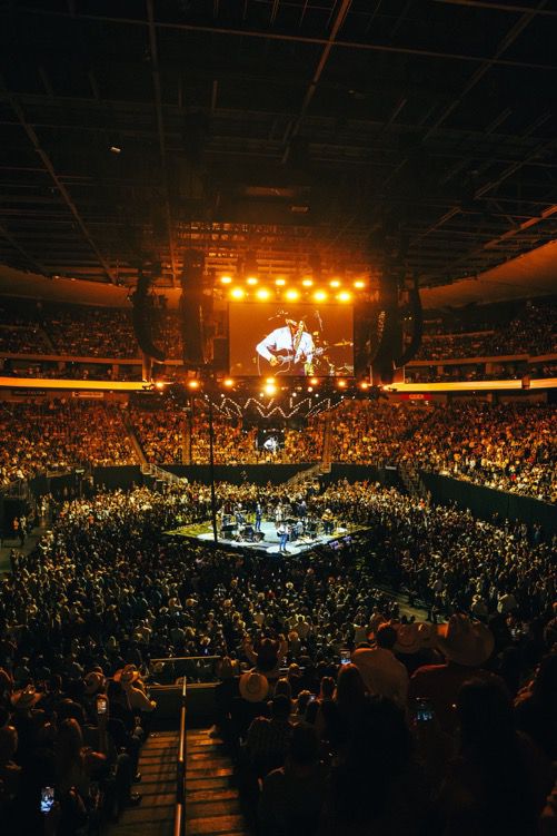 georgestraidp's tweet photo. Hello fans, how many of you are ready for my next upcoming concerts on the 24th and 25th of April 🎊😁😁 https://t.co/rCHCajBohq