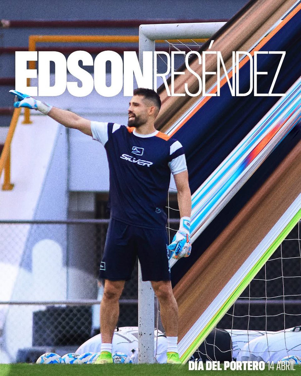CFCorrecaminos's tweet photo. Feliz día a los que eligieron el arco 🎉🧤

A quienes saben lo que un par de guantes despierta en el alma. 💥

A los que entienden la locura de estar bajo los tres postes, donde otros ven presión… ellos encuentran propósito. ✨

#DíaInternacionalDelPortero #TodaLaVidaCorre https://t.co/ywZjSrBmZ1
