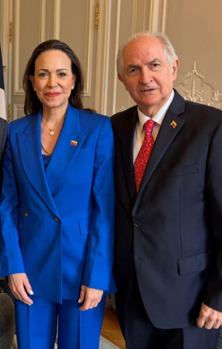 prioridadvzla's tweet photo. Me huele que esta señora está cavando su propia tumba y en tiempo récord. https://t.co/SkCaFYiGAb