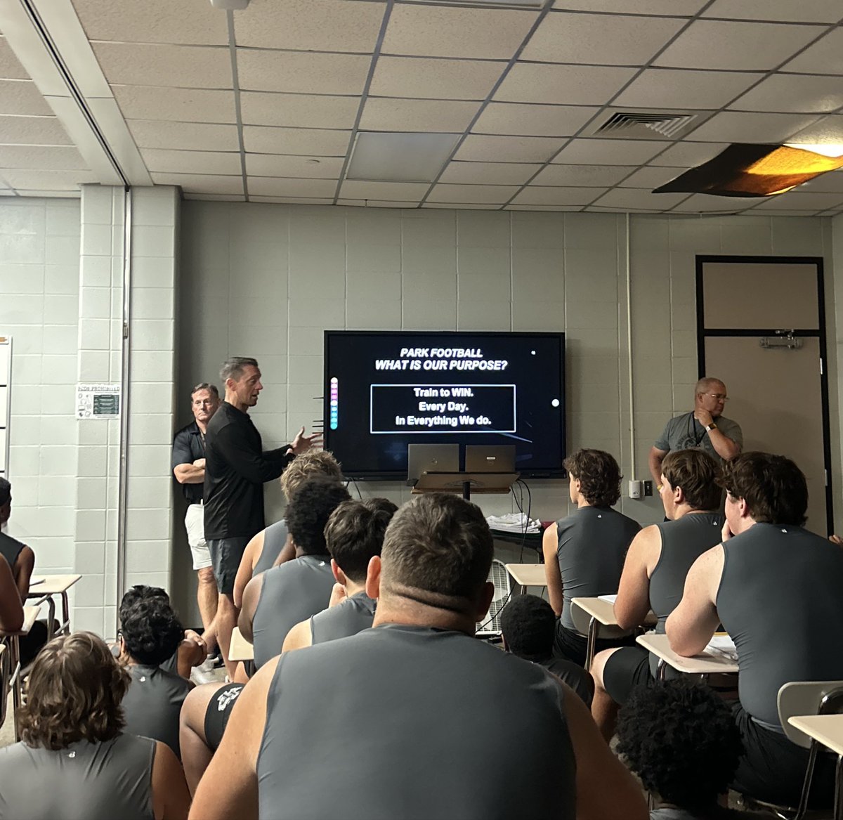 PARK FOOTBALL tweet media