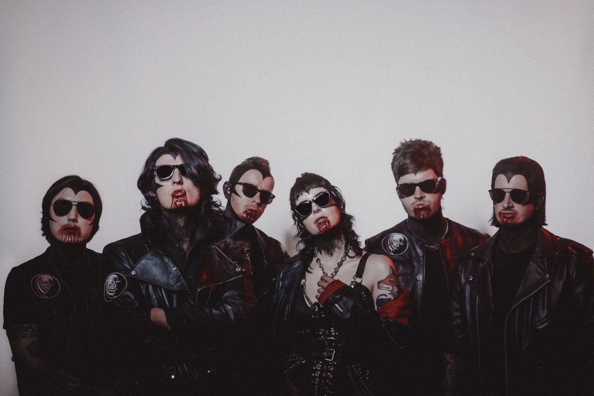 RollingStoneFra's tweet image. INTERVIEW : En pleine montée, @creepercultuk se prépare à jouer au Trabendo le 4 mai. La rédaction s'est entretenue avec Will Gould, chanteur du groupe, qui revient notamment sur le diptyque Sanguivore : rollingstone.fr/creeper-entret…

#creeper #interview #willgould #trabendo #metal