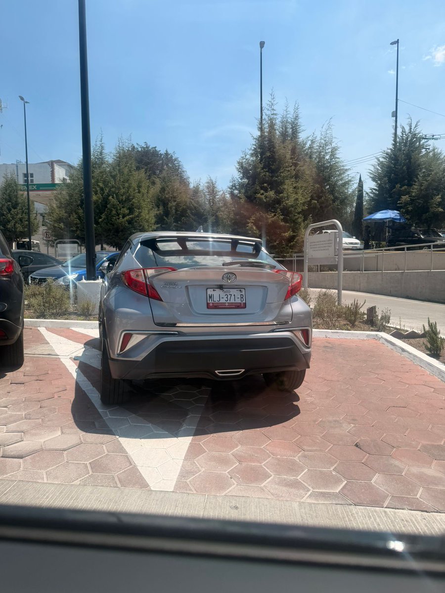 Autoboutique 1/4 de Milla tweet media