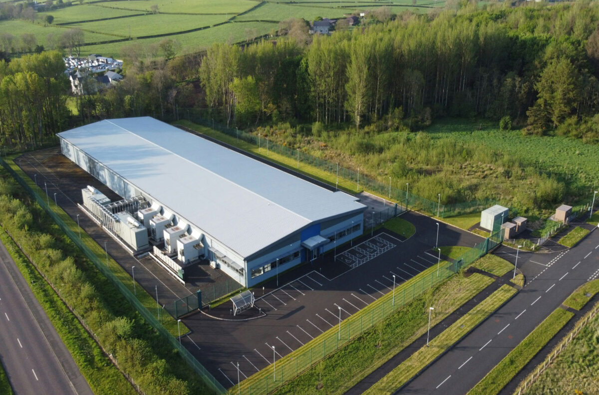 RenewableSearch's tweet image. Via PV Mag: " Modular microgrid company Critical Loop announces $26 million Series A round: The Los Angeles-based startup says it has now raised $49 million to accelerate its work to provide flexible industrial… dlvr.it/TS2Sck " #BatteryStorage #EnergyStorage #PV