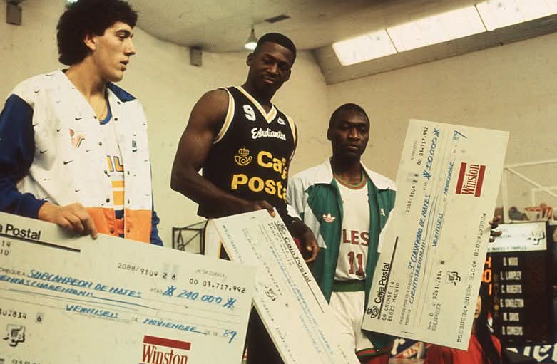 Historia Club Baloncesto OAR FERROL tweet media