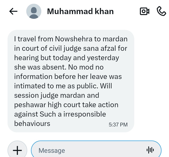 Bureaucracy3533's tweet image. A citizen travels from #Nowshehra to #Mardan for a hearing, but the judge is absent for two days—no notice, no accountability. Will the Sessions Judge Mardan or #
#Peshawar High Court take action?

#JusticeDelayed