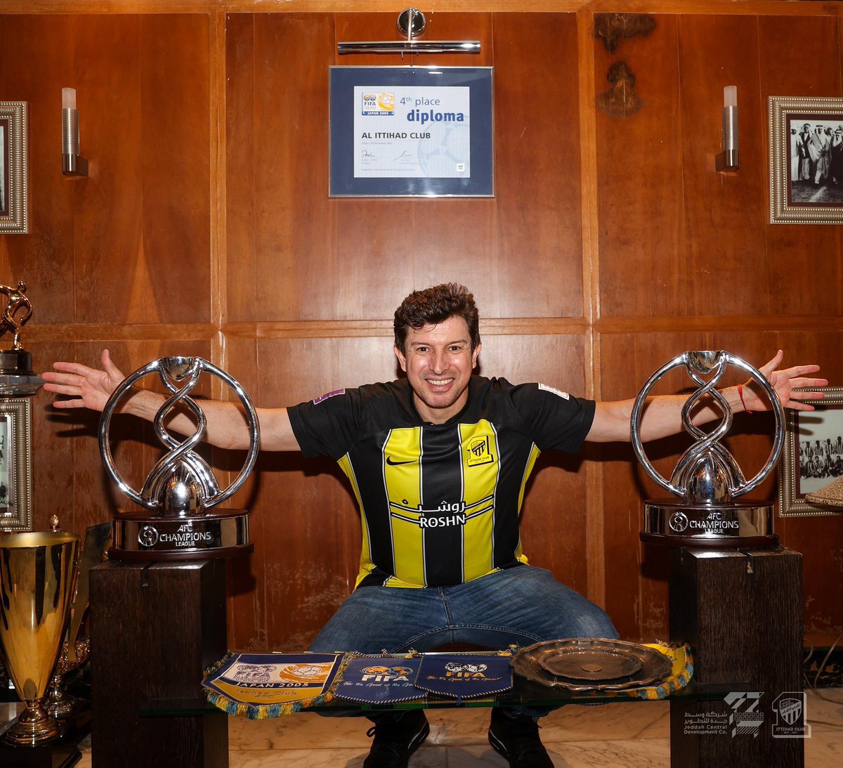 سعود tweet media