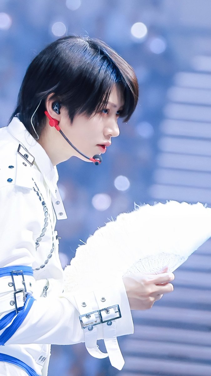 Ssspecial1004's tweet photo. 260403-260405 SJ-CORE IN SEOUL

Say I do 사랑해 Only You❤️🤍
@special1004 
#83line #supershow10 #leeteuk #이특 #박정수 #heechul #希澈 #김희철 https://t.co/QcTgFlrVQo