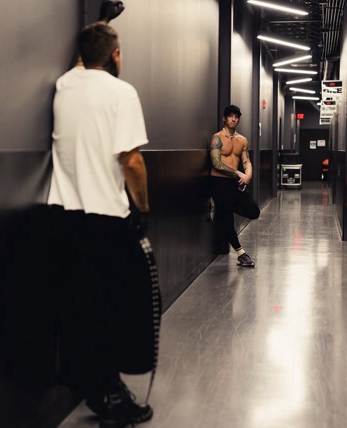 camita ⊬ tweet media