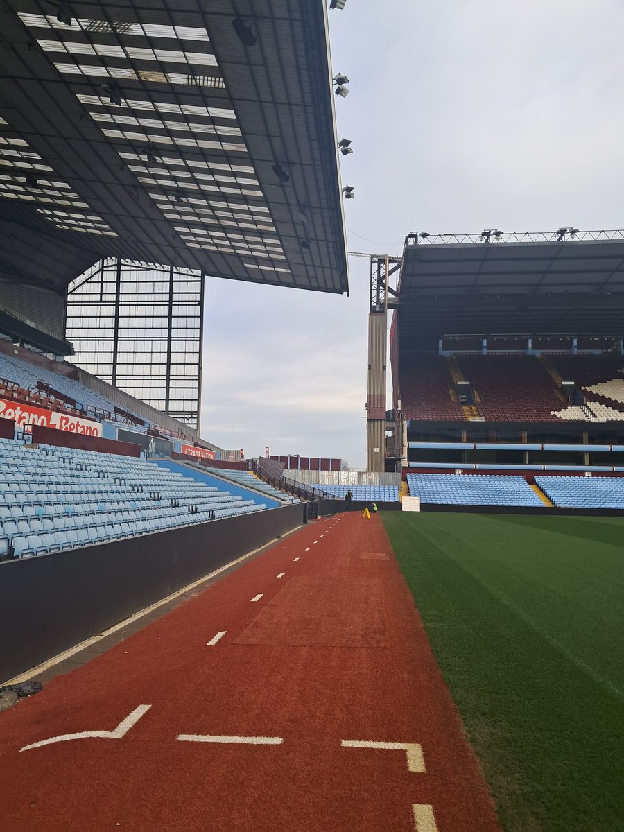 DianeRusse58708's tweet image. How strange does this look?