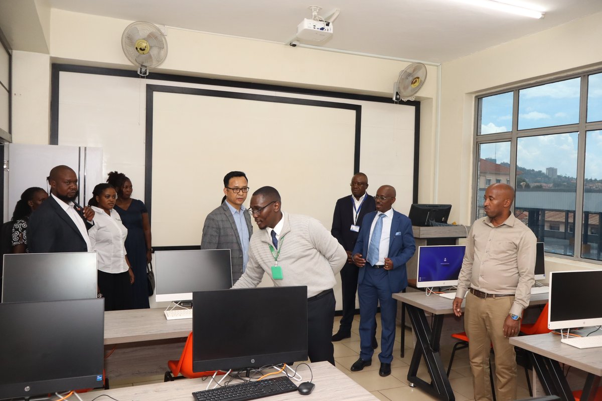 aptech_uganda's tweet image. Celebrating a powerful partnership 🎉
 Aptech Uganda × MAT ABACUS Business School
Together, we’re shaping the future of tech education with practical, AI-powered skills.

📲 0791448875
#AptechUganda #Partnership #StrongerTogether #AI