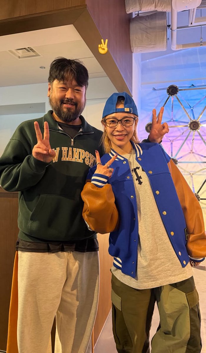 📸 BoA with Kim Seongsu (her bassist) during a song camp in Tokyo last week, via his IG story!

“✌️”

#BoA #보아