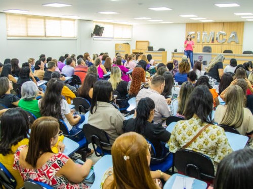 correiopopular_'s tweet image. Fórum Estadual dos Dirigentes Municipais de Educação acontece nos dias 15 e 16

correiopopular.com.br/vernot.php?id=…

#forumestadual #jaru #educacao