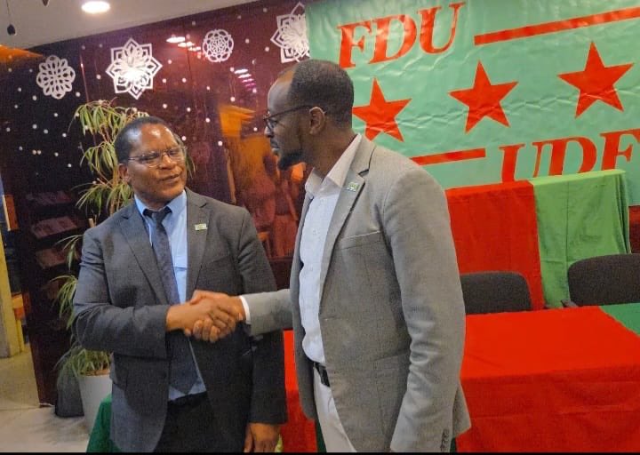 HingaPlacide's tweet photo. @1135MHirwa @FDU_Inkingi @pkayumba Voici le nouveau président du #FDUINKINGI #Rwalinda . https://t.co/YDpX7iUyhF