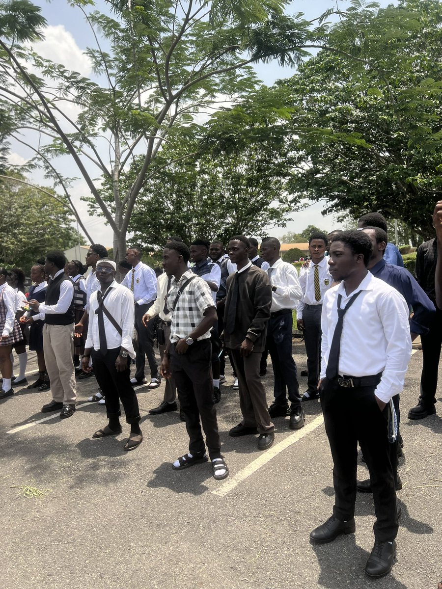 DΛHYORᶜ tweet media