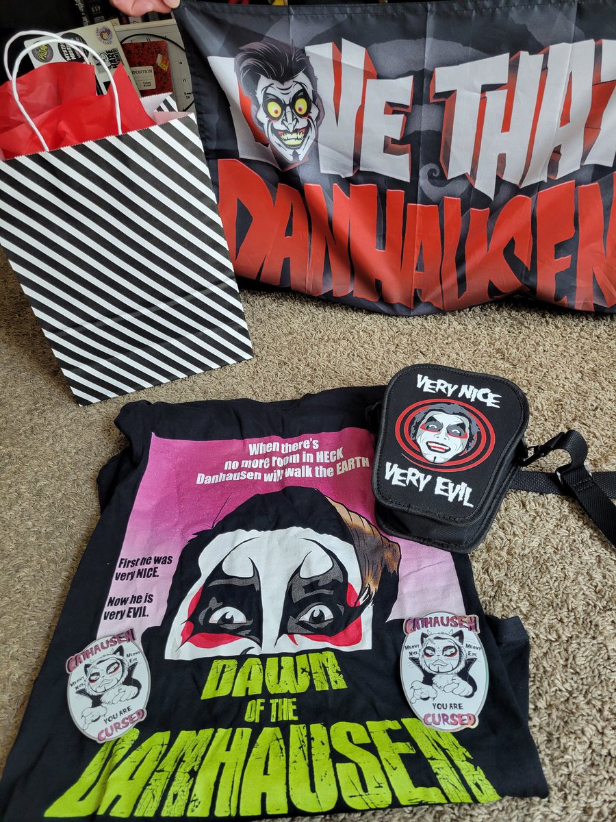KerryZombie's tweet photo. I'm a happy ghoulhausen! @Bio_exorcist spent his human monies and gave me early birthday presents! Now I'm ready to represent @DanhausenAD at #Wrestlemania #wwe #danhausen https://t.co/6VfQGDqyWV