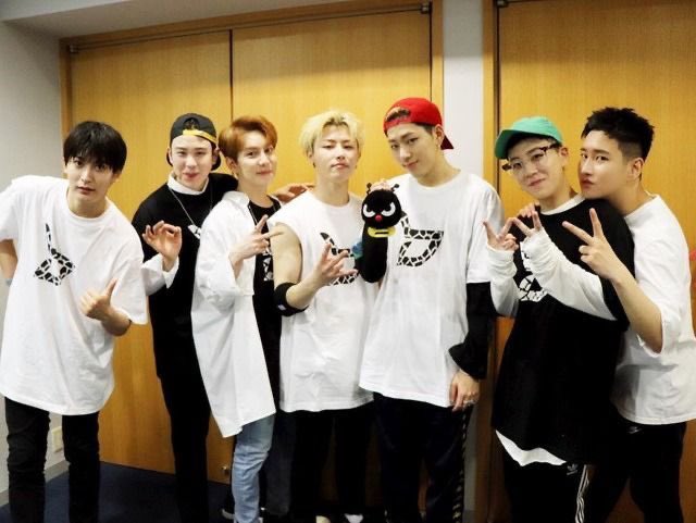 Pochco_'s tweet photo. #15년째_빛이되어준_블락비에게
내 청춘이 되어준 사람들•••🍀 https://t.co/G8C5lnRMRK
