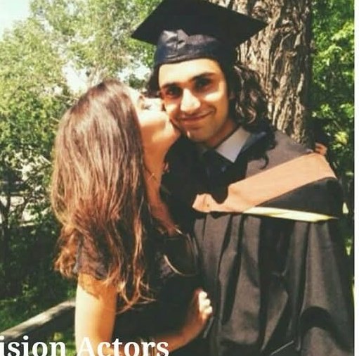 WahajTheEmperor's tweet image. A thread of Not all men but always men. Except Wahaj
Serial Daters Ahad and Ameer Gilani. Their streak started from naive gori girls to naive Pak actrsses.