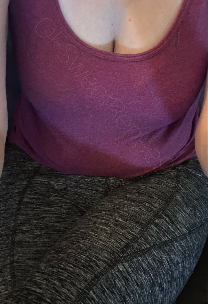 SweetRenee982's tweet photo. Titty Tuesday https://t.co/LcRlDRyQX7