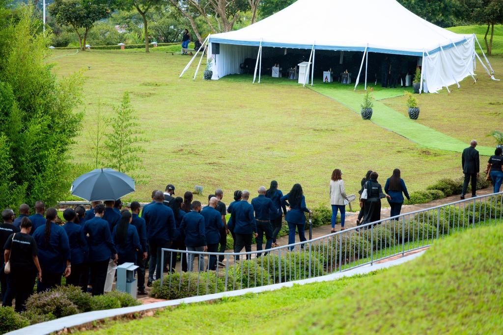 BPRbankrw's tweet photo. Our commemoration continued at the Nyanza Genocide Memorial, where over 105,000 victims are laid to rest.

Through a guided tour, we retraced the painful journey of survivors who fled from ETO Kicukiro.
In their honor, BPR Bank staff and partners laid a wreath at the mass graves within the memorial grounds and made donation to support the preservation of the site.

#Kwibuka32