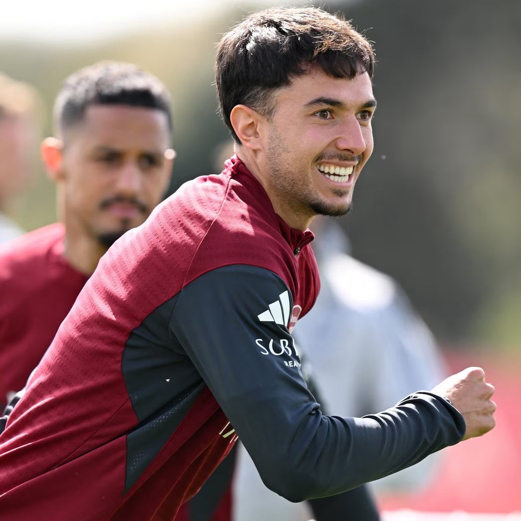 DailyAFC tweet media