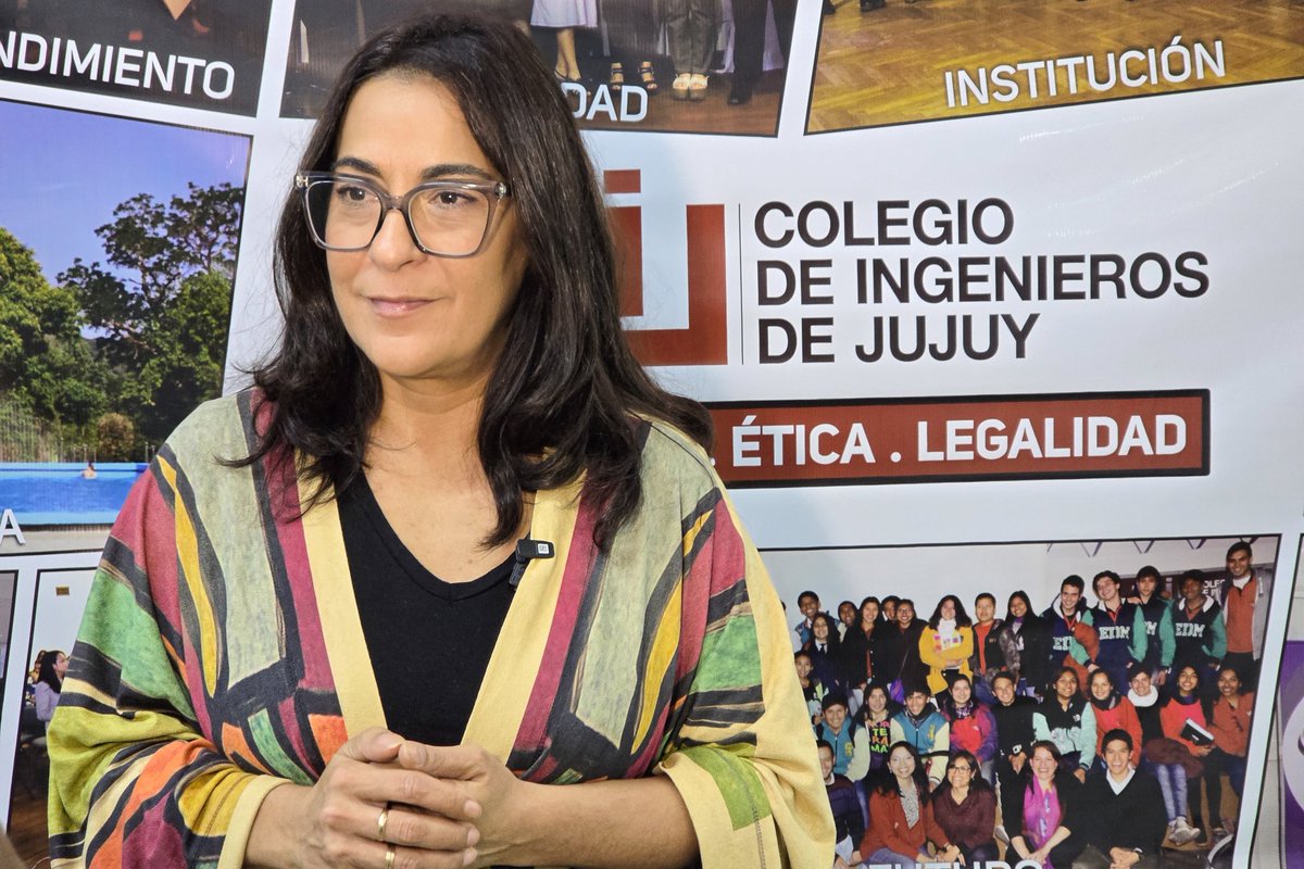 CarolinaMoises's tweet photo. Ingeniería jujeña al Congreso: construyendo el desarrollo que necesita nuestra provincia.

Estuve en el Colegio de Ingenieros de la provincia con su presidente, Sergio Guillermo Aramayo, junto a su equipo.

💬 Fue una muy buena reunión para escuchar, intercambiar ideas y empezar a trabajar en una agenda común. 

¿En qué estamos trabajando?
1️⃣ Inviolabilidad de la Propiedad Privada: Analizamos este debate nacional con el aporte técnico necesario para que cualquier cambio legislativo respete la realidad local.

2️⃣ Seguridad Eléctrica: Reactivamos este proyecto vital. El 30% de los incendios en Jujuy tienen origen eléctrico; necesitamos marcos legales que protejan la vida de nuestras familias y regulen las instalaciones.

3️⃣ Puente al Congreso: Vamos a convocar a los ingenieros jujeños para que expongan en las comisiones nacionales. 

El conocimiento de Jujuy debe ser protagonista de las leyes del país.
Frente al recorte en inversión pública, nuestra respuesta es más trabajo, más seriedad y más diálogo con quienes saben.