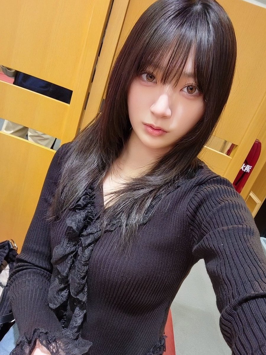 あまの tweet media