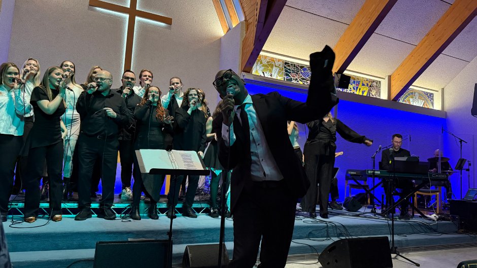 frostschoolum's tweet photo. Through The Fulbright Program, three members of the #FrostBuilt community are using music as a bridge across cultures. Together, their experiences are highlighted in our #FrostNews to reflect how music can foster connection and create impact: https://t.co/kWRDba0yIE

#fullbright #frostschoolum #fsom