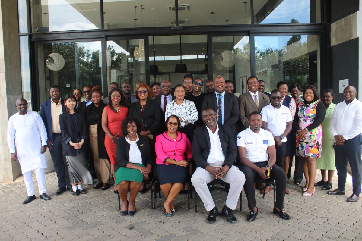 MutaliBeatrice's tweet photo. Today, I highlighted the power of collaboration for human rights progress. The UN stands with Government, civil society, and other partners in supporting Zambia's Universal Periodic Review Mid-Term Report, working together for a more inclusive and just society. https://t.co/w3fEnaZRU4