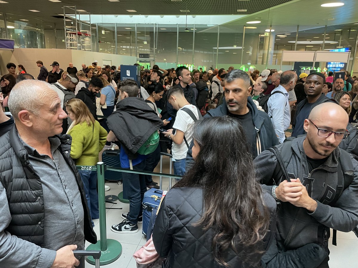 Deborah Benady 💙 tweet media