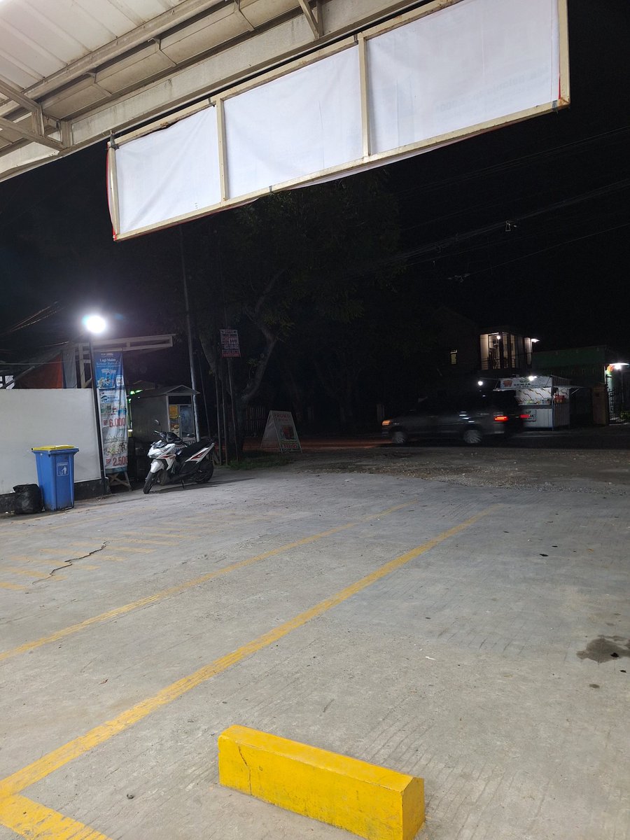 maro🦝 tweet media