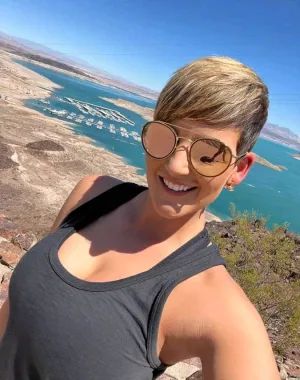 HannahBrooks tweet media