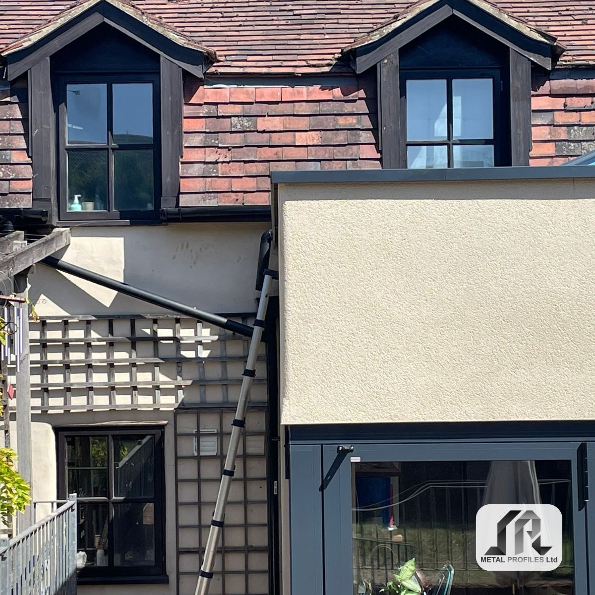 This aluminium coping system has been formed to follow a complex roof layout, including detailed angles around the rooflight.

Clean lines. Consistent finish. Built to perform.

Metal Profiles Ltd, Chelmsford, Essex.

#AluminiumCoping #FlatRoof #RoofEdge #UKBuild