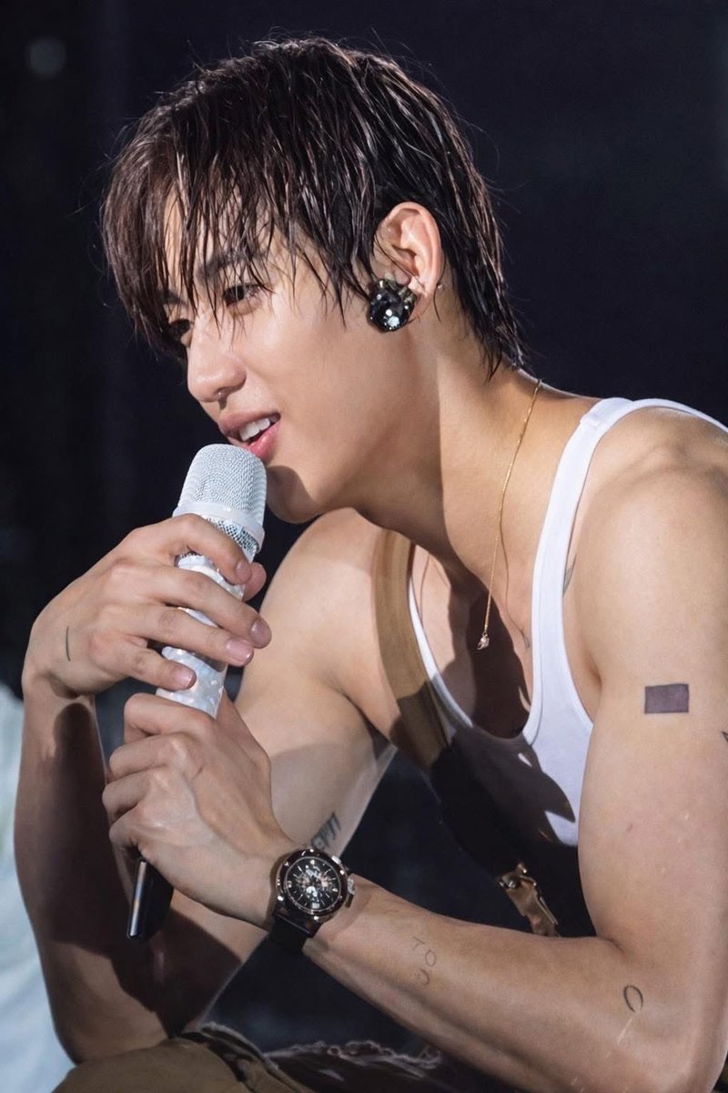 Khunnai13485 tweet media