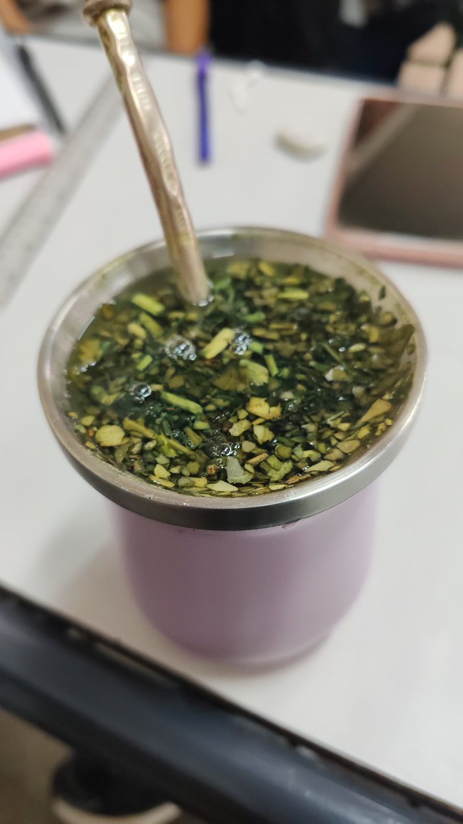 kiismetillIdie's tweet image. pq nadie toma mis mates???