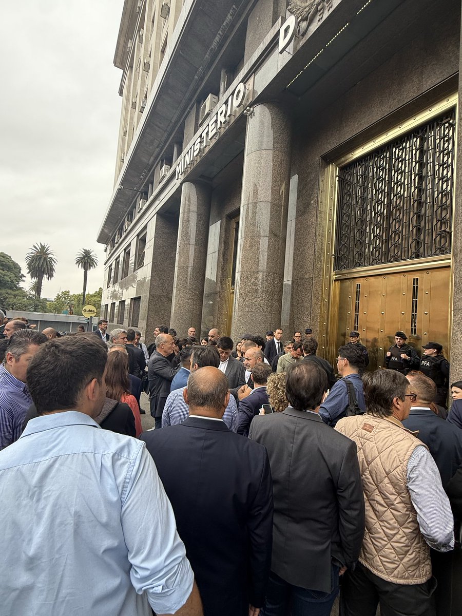 Martín Fernández tweet media