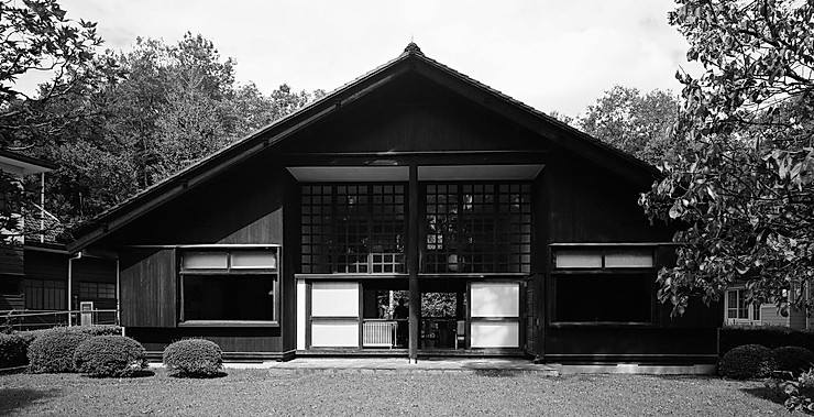 archistar1's tweet image. Maekawa House.
Tokyo 🇯🇵 1942

#architect Kunio Maekawa