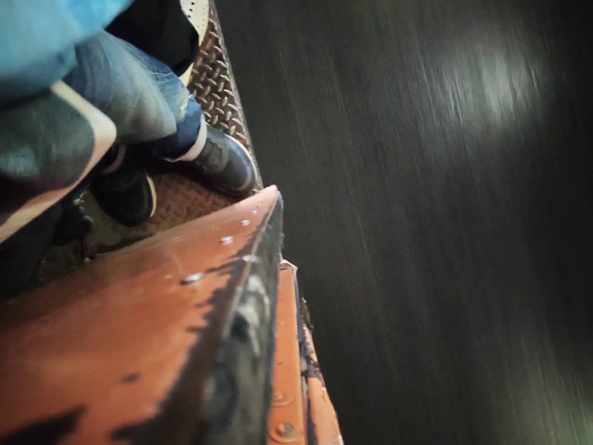 ทาคุมิ tweet media