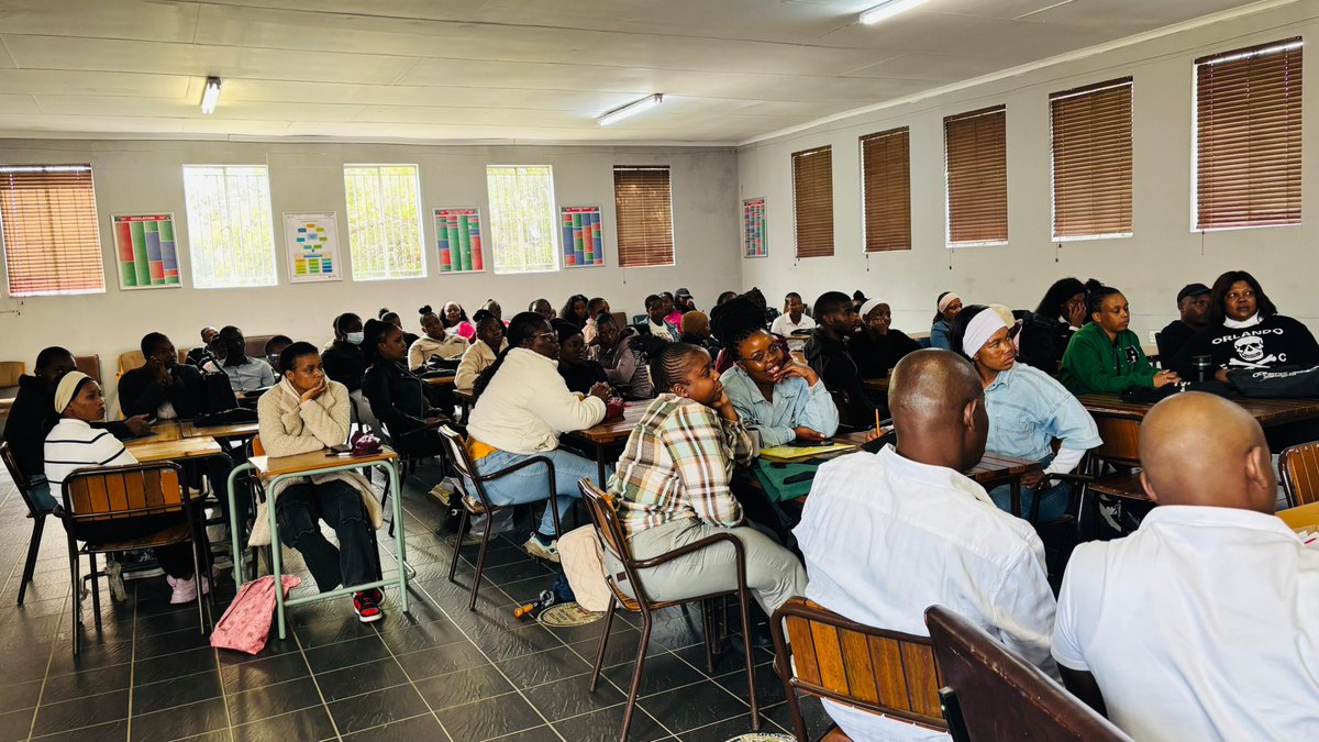 The Services Seta, in partnership with the Office of Job Placement and Partnerships, conducted an induction session today at Standerton Campus for 50 Business Studies students

#MyFutureStartsToday